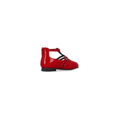 360 degree animation of product Mini girls red buckle ballerina shoes frame-13