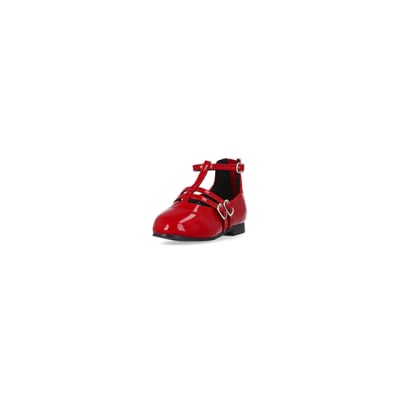 360 degree animation of product Mini girls red buckle ballerina shoes frame-23