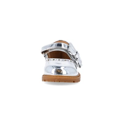 360 degree animation of product Mini girls silver bow mary jane shoes frame-21