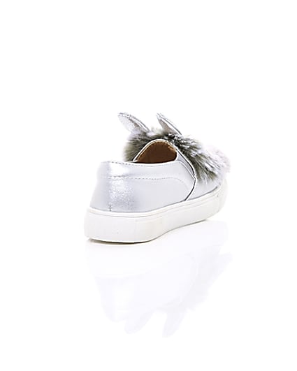 360 degree animation of product Mini girls silver tone faux fur plimsolls frame-14