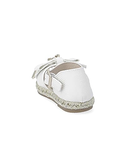 360 degree animation of product Mini girls white bow espadrille sandals frame-8