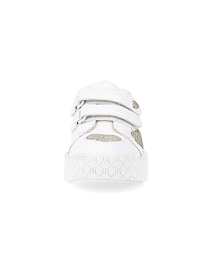 360 degree animation of product Mini girls White Glitter Heart trainers frame-21