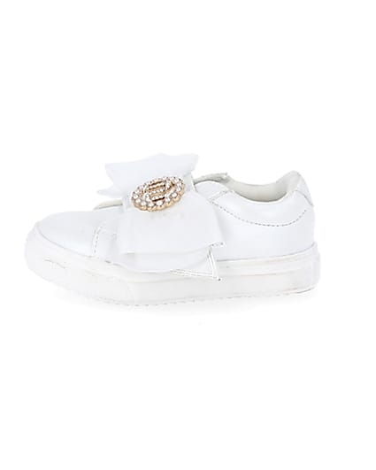 360 degree animation of product Mini girls white organza RI bow trainers frame-2