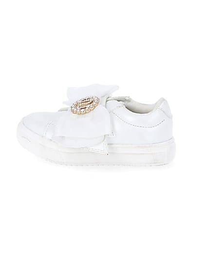 360 degree animation of product Mini girls white organza RI bow trainers frame-3