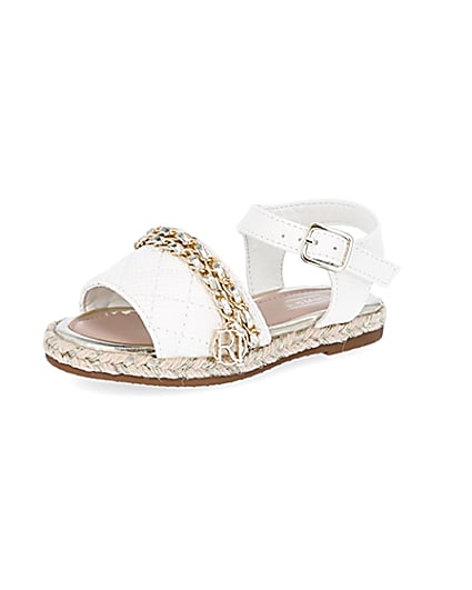 360 degree animation of product Mini girls white quilted chain sandals frame-1