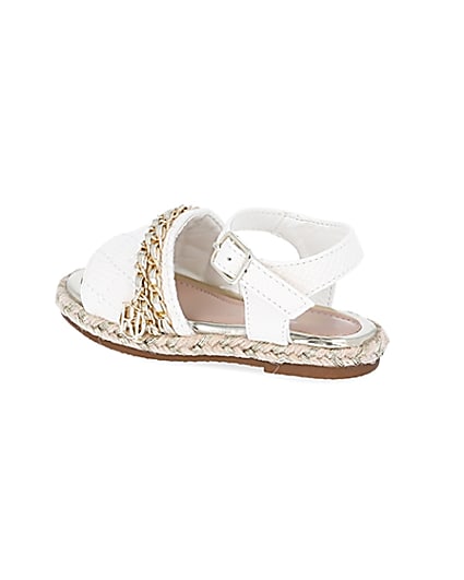 360 degree animation of product Mini girls white quilted chain sandals frame-5