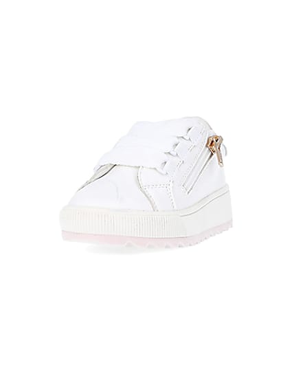 360 degree animation of product Mini girls white side zip trainers frame-23