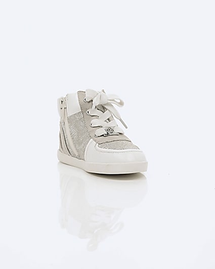 360 degree animation of product Mini girls white textured hi top trainers frame-6
