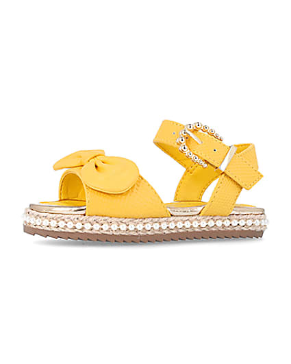 360 degree animation of product Mini Girls Yellow Pearl Embellished Sandals frame-2