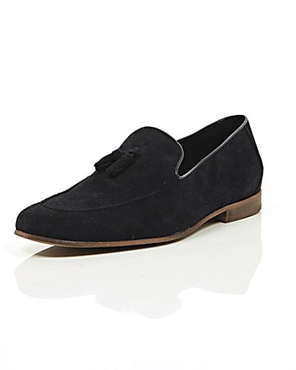 360 degree animation of product Navy blue suede tassel loafers frame-1