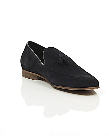 360 degree animation of product Navy blue suede tassel loafers frame-6