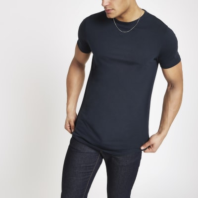 curved hem t shirt