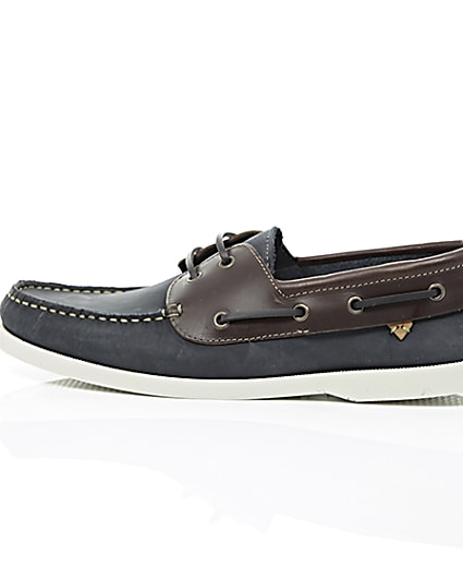 360 degree animation of product Navy dual colour leather boat shoes frame-21