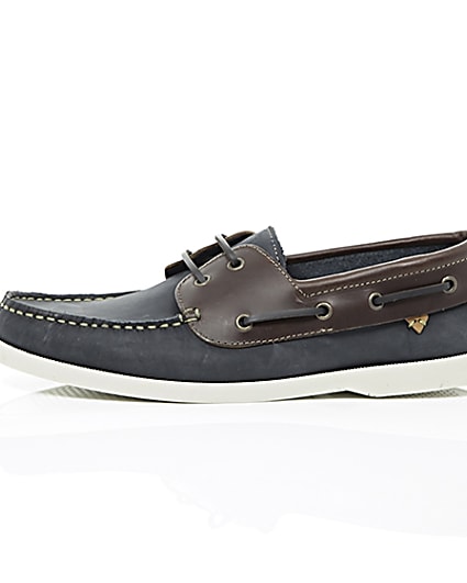 360 degree animation of product Navy dual colour leather boat shoes frame-22