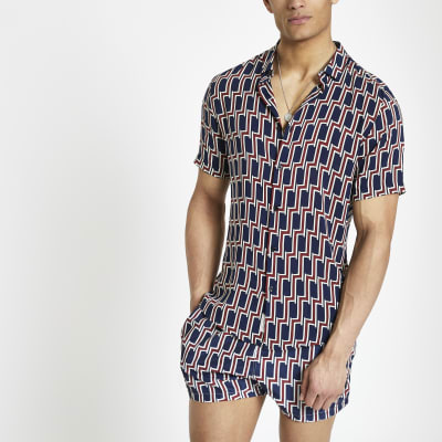 Navy geo print short sleeve shirt