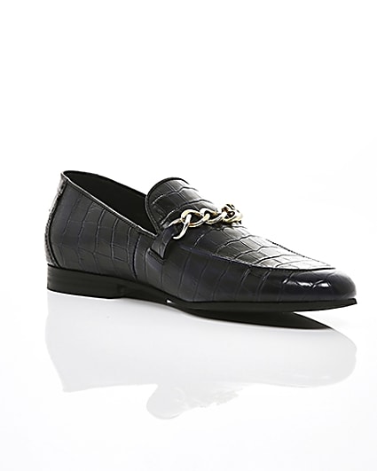 360 degree animation of product Navy high shine leather croc embossed loafers frame-7