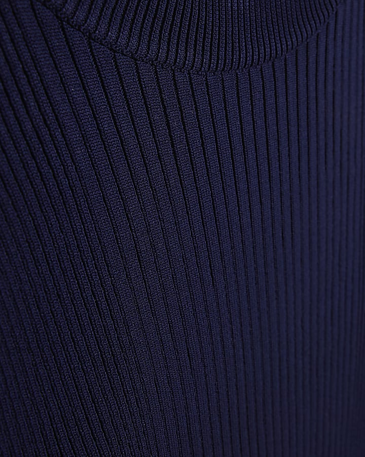 Navy knit short sleeve top