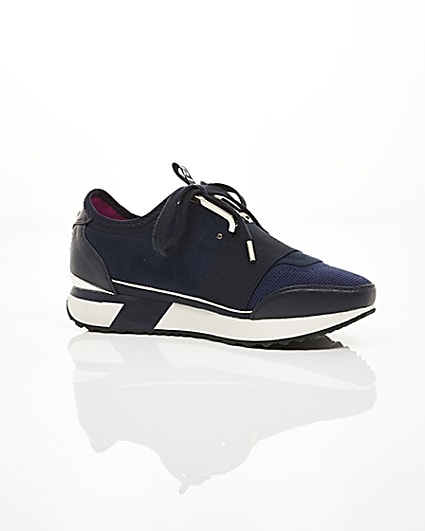 360 degree animation of product Navy lace-up runner trainers frame-8