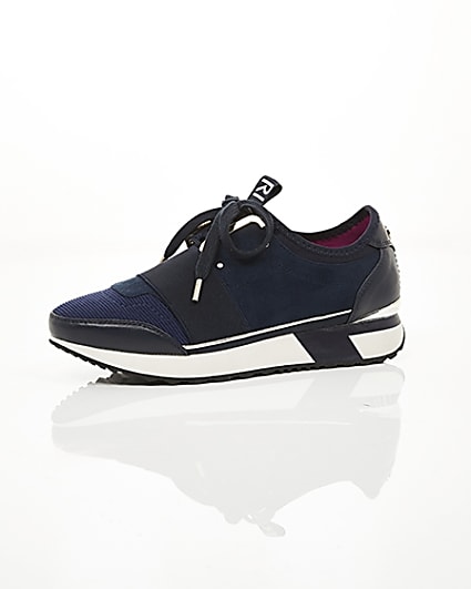 360 degree animation of product Navy lace-up runner trainers frame-23