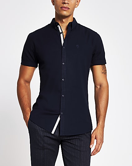 Navy muscle fit short sleeve oxford shirt
