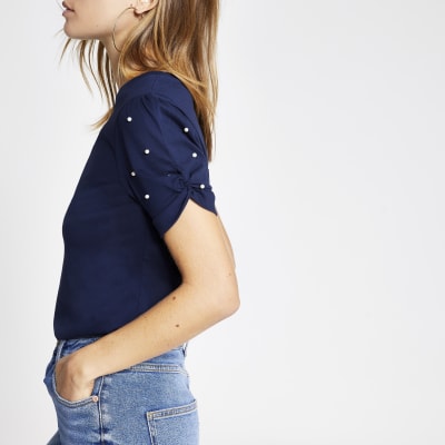 knot sleeve t shirt