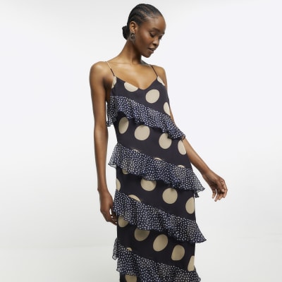 Polka dot shop ruffle maxi dress