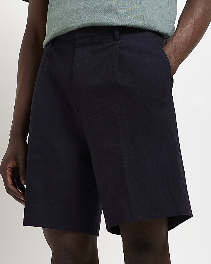 Navy regular pleated shorts