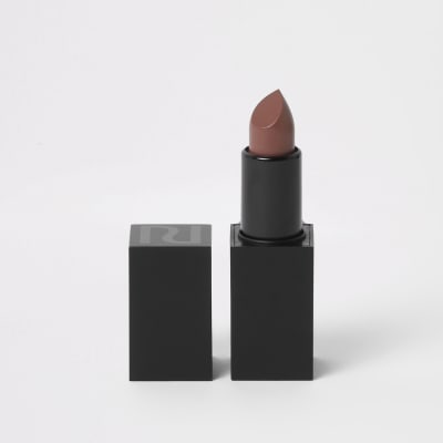 Nude matte lipstick underrated