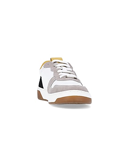 360 degree animation of product Nushu Stone Suede trainers frame-20
