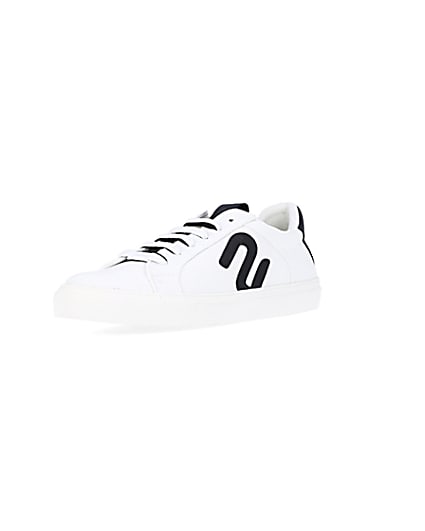 360 degree animation of product Nushu white lace up trainers frame-0