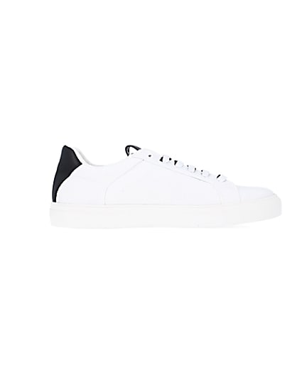 360 degree animation of product Nushu white lace up trainers frame-15