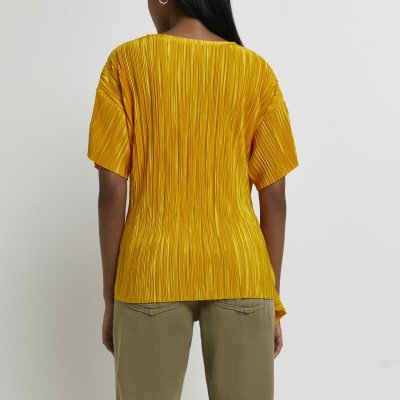 Orange plisse buckle t-shirt