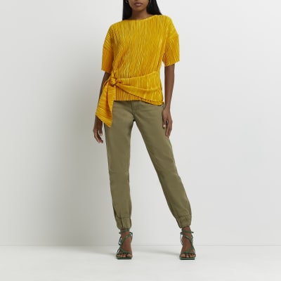 Orange plisse buckle t-shirt