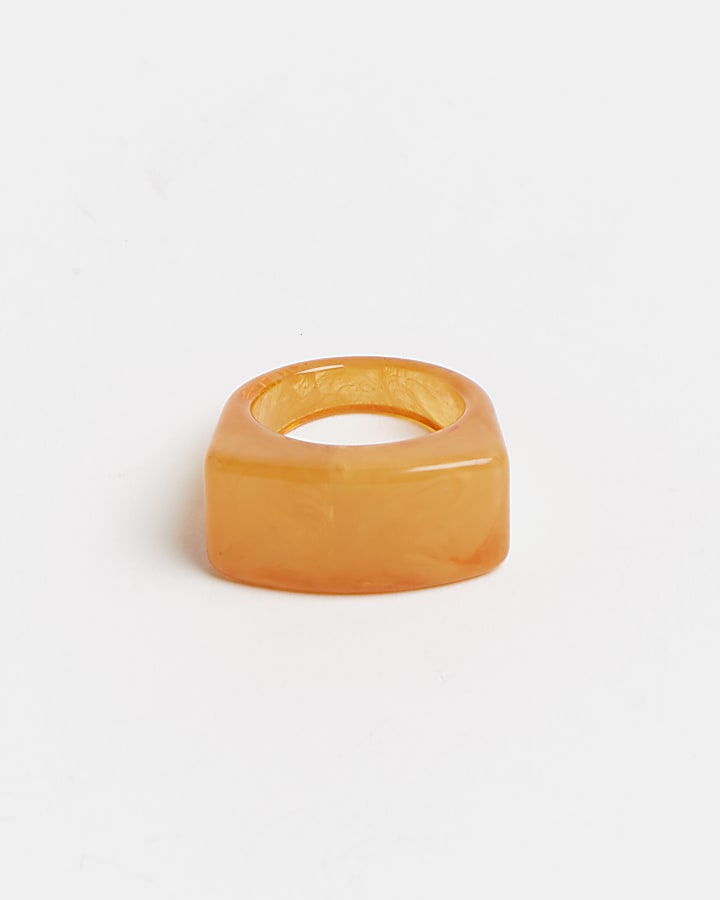 Orange resin ring