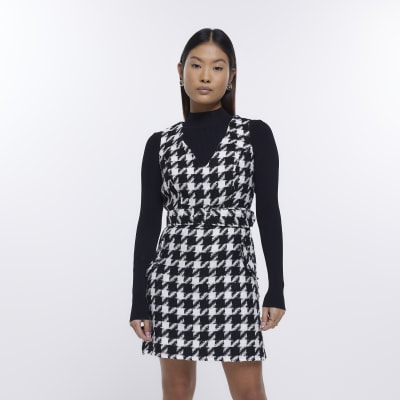Petite black dogtooth pinafore mini dress