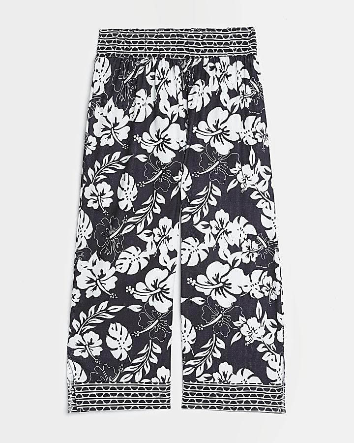 Petite black floral crop wide leg trousers