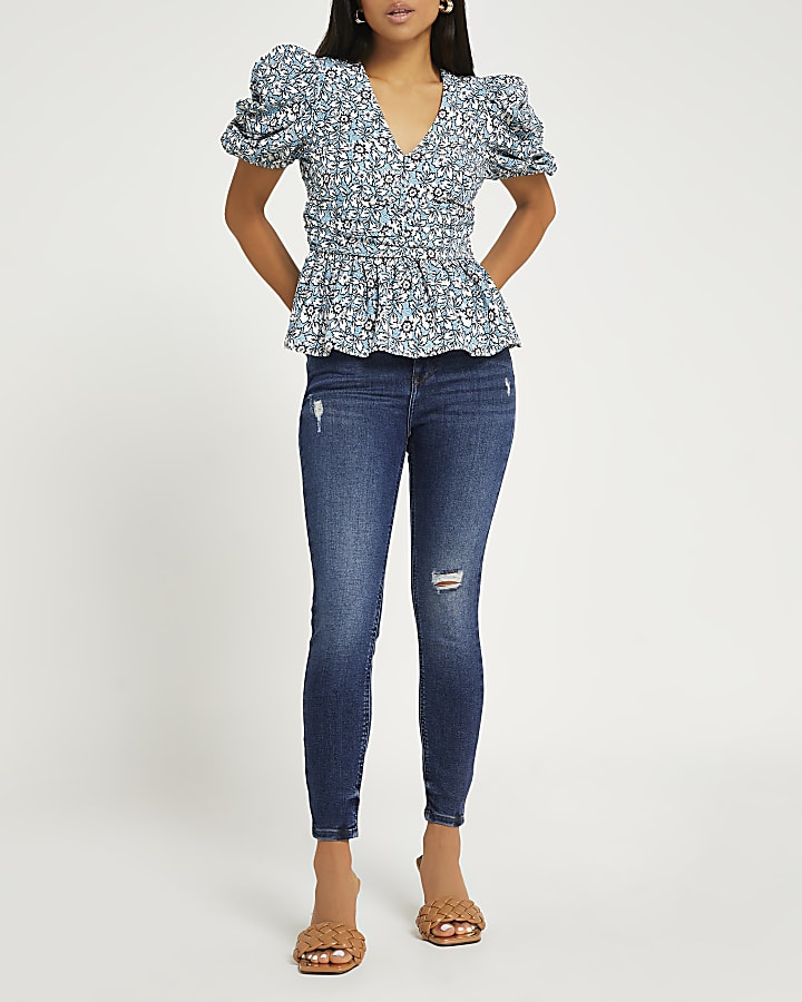 Petite blue floral ruched top
