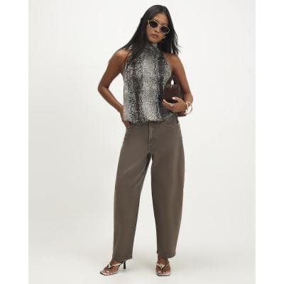 Petite Mid Rise Barrel Leg Jeans