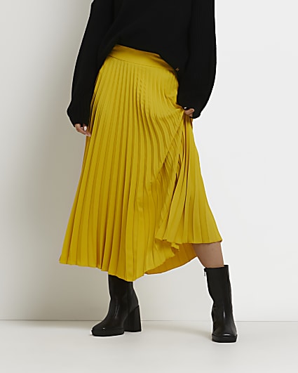 Petite yellow pleated midi skirt