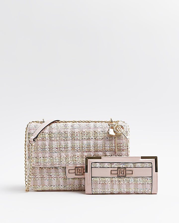 Pink boucle shoulder bag and purse set