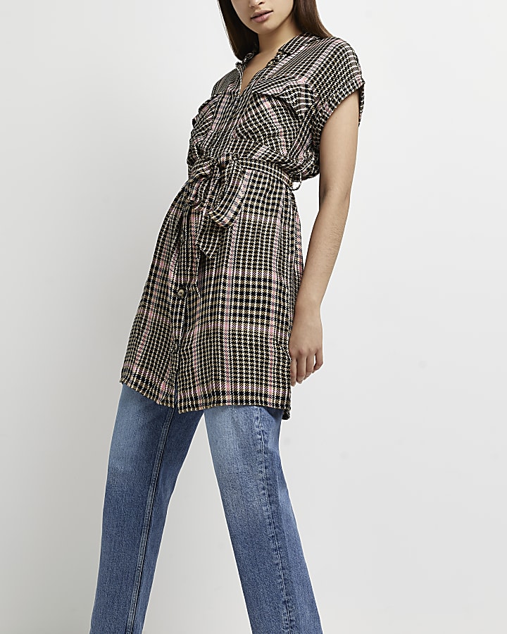 Pink checked belted shirt