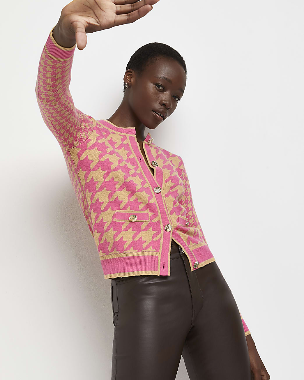 Pink dogtooth print knitted cardigan
