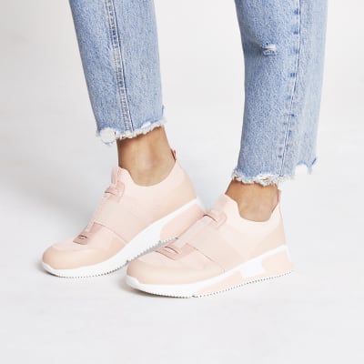 Pink elasticated knitted runner trainers