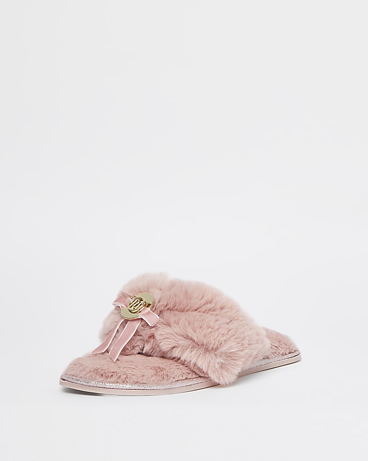 Pink faux fur slippers