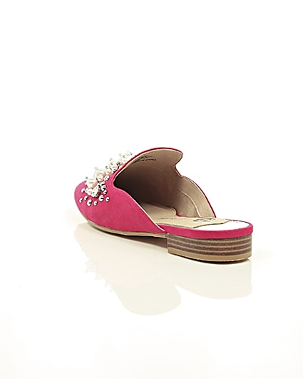 360 degree animation of product Pink faux pearl embellished backless loafers frame-17