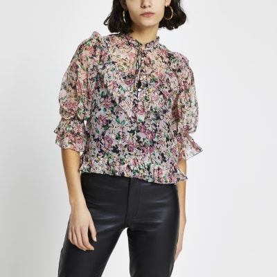 Pink floral puff sleeve tea top