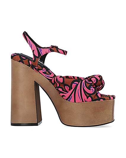 360 degree animation of product Pink floral wooden platform heeled sandals frame-16