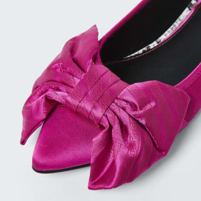 Pink oversized bow flat shoes
