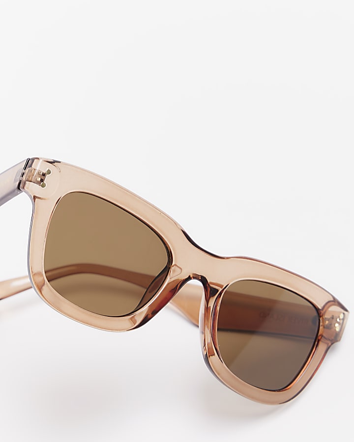 Pink plastic frame sunglasses