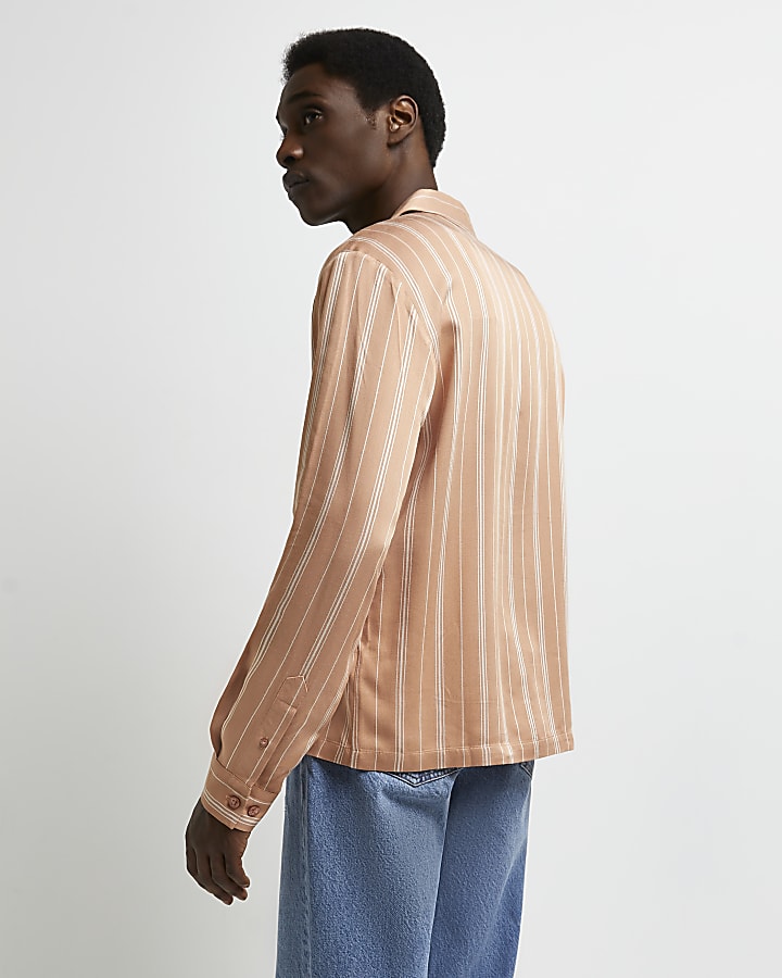 Pink regular fit revere stripe shirt